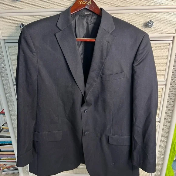 Jones New York Men’s navy back pinstripe suit, 46L, 40 x 30 pants, used - Picture 2 of 8